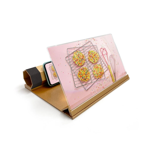 Cinema To Go™ Mobile Phone Magnifier