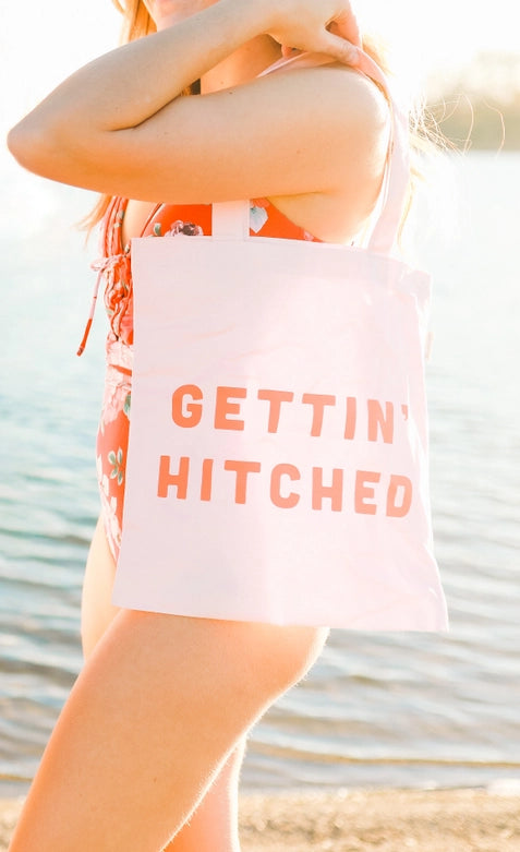 GETTIN' HITCHED Tote Bag