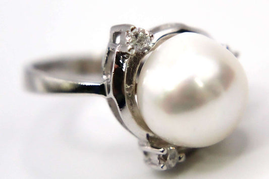 Pearl Solitaire Ring (ready to ship!)