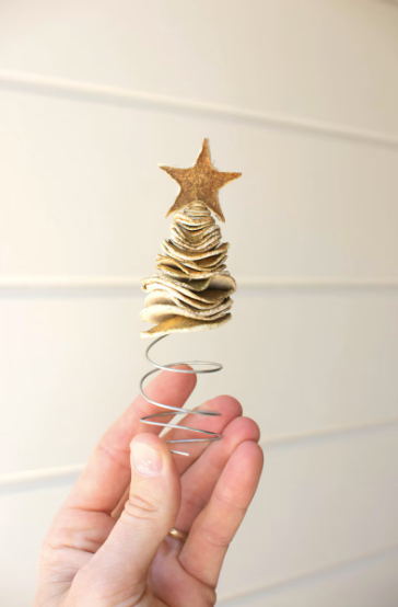 Dried Orange Peel Christmas Tree Wine Topper