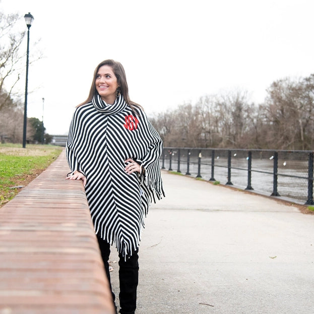 Stripe Fringe Poncho (black/white)